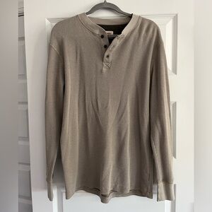 Men’s waffle knit shirt